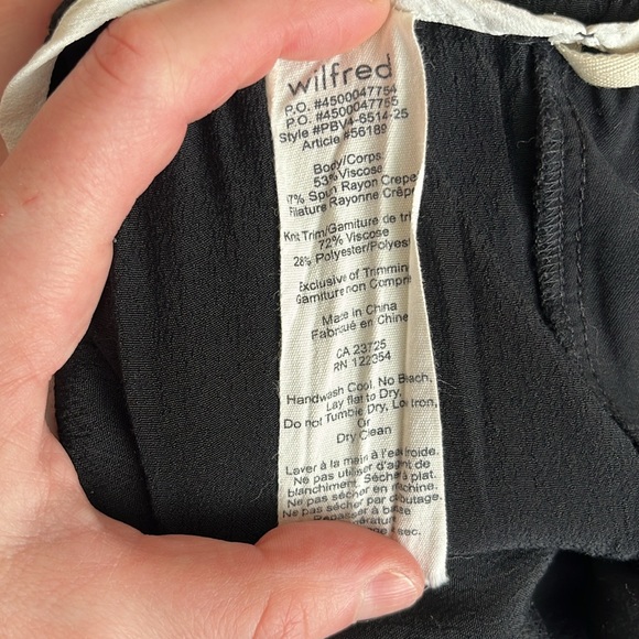Wilfred Aritzia Black Crepe Drawstring Joggers, size S - Picture 5 of 5